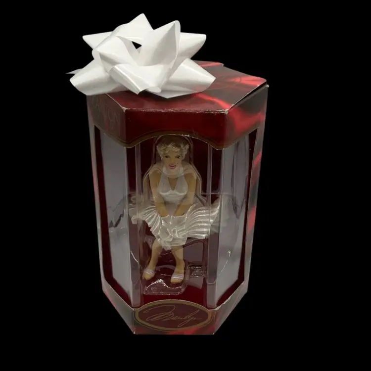 Z. Marilyn Monroe Heirloom Collection Figurine