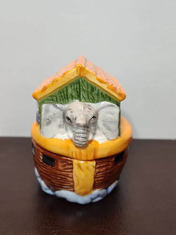 Stackable Noah's Ark Salt & Pepper Shakers