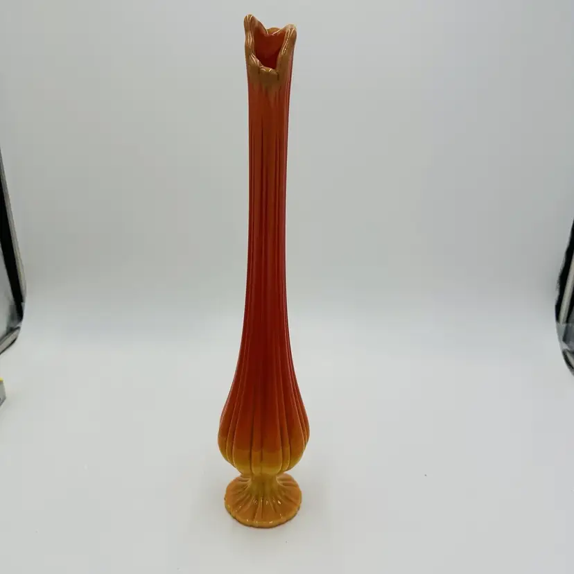 LE Smith Vase Bittersweet Swung Glass Orange 16.5in Tall MCM Floor Large Vintage