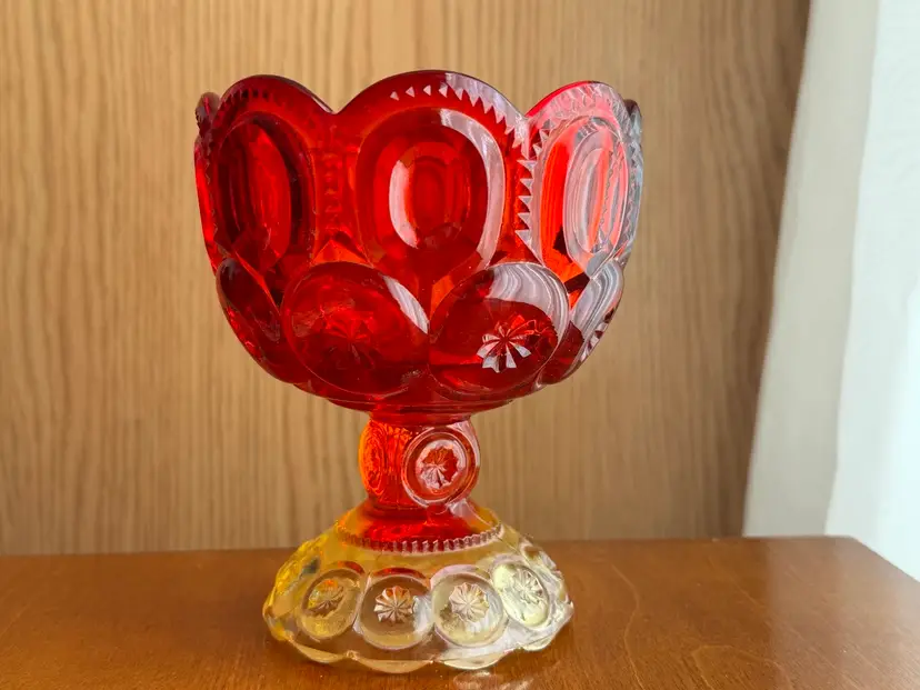 Vintage L E Smith Glass Moon And Star Amberina Compote Or Footed Candy Dish