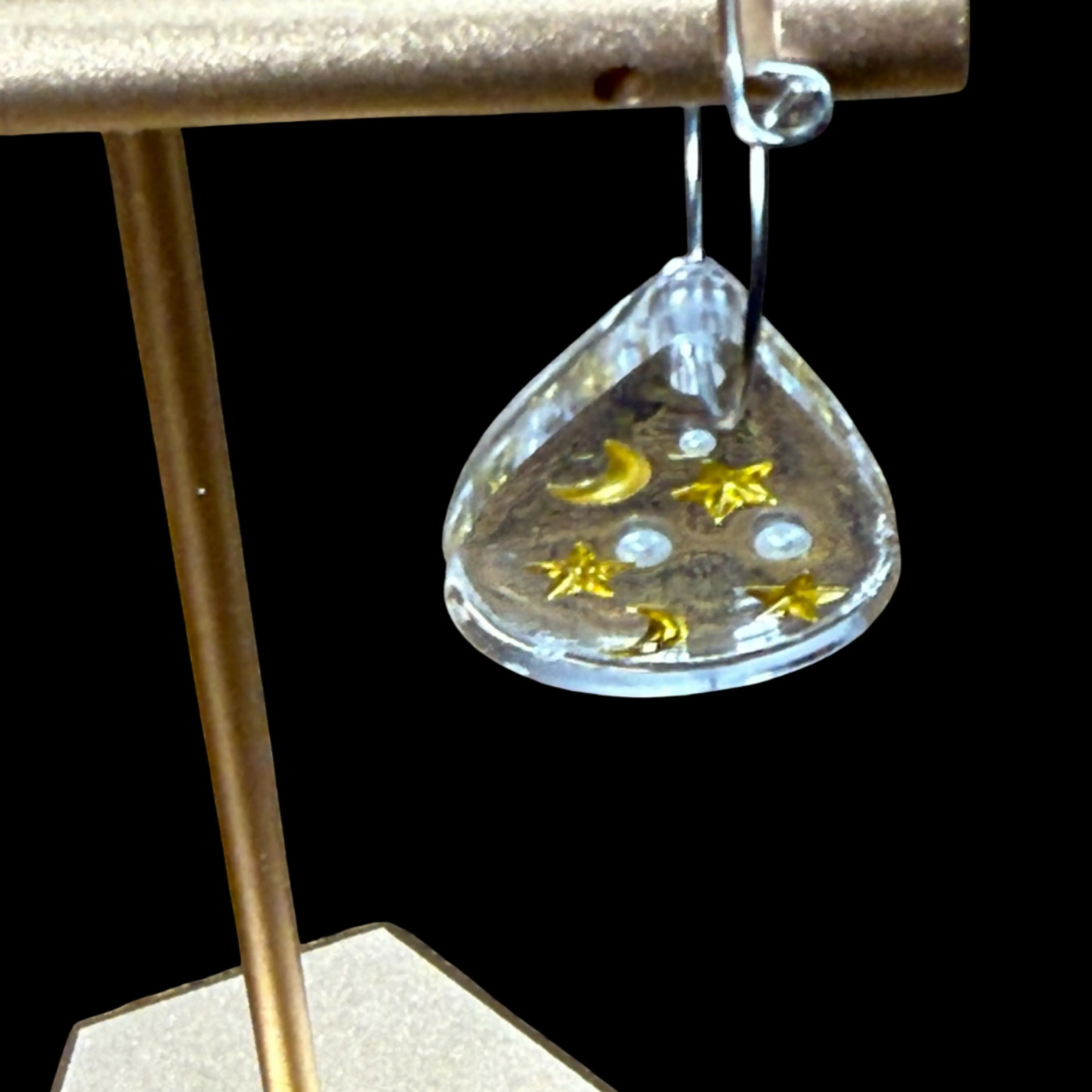 Image 4 of 6