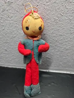 Vintage Knee Hugger Elf .6" Made In Japan Elf On A Shelf Cloth Face