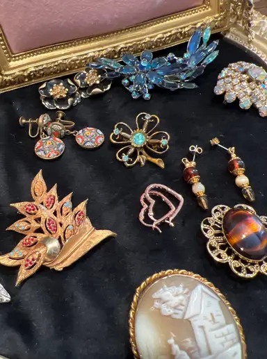 Estate Jewels & Bundles 