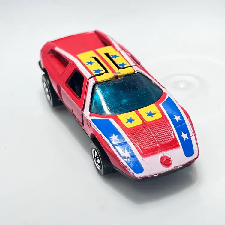 Hot Wheels 1977 Mercedes Benz C111