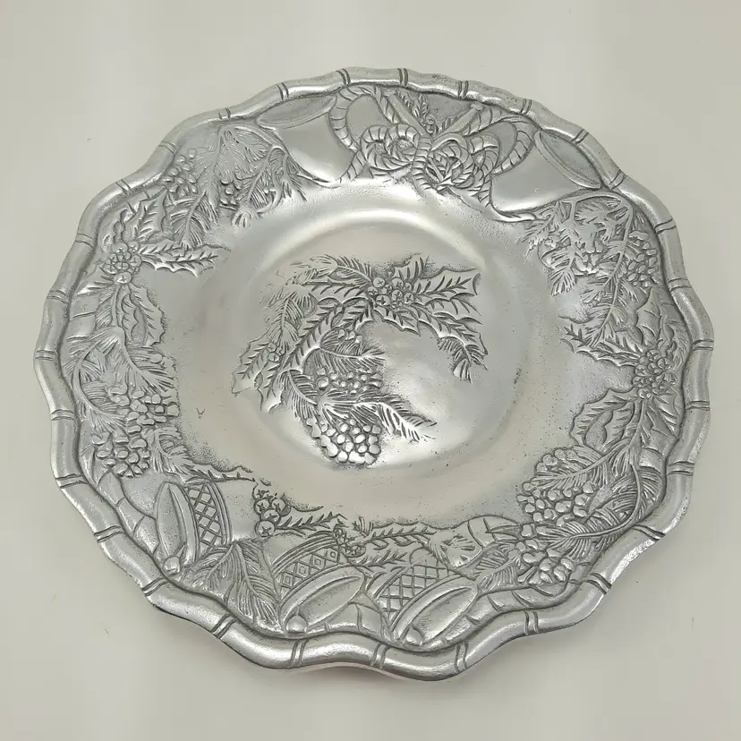 Vintage Arthur Court 1991 Christmas Holly Bells Pinecones Plate Dish