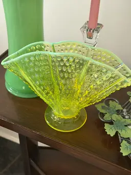Magnificent Fenton, Vaseline Glass Hong, Nail Fan Vases