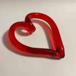 Dynasty Freedom Heart Paperweight RED Art Glass Free-form Bent Glass Heart 6" L