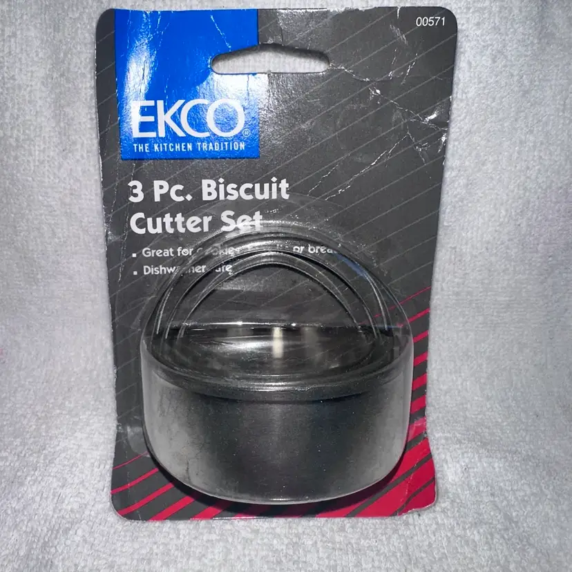 NOS Vintage 1994 Ekco 3 Piece Metal Biscuit Cutter Set New In Package #00571