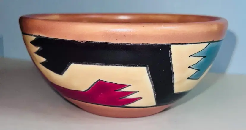 Vintage 1999 W. White Native American Pottery Bowl Artist Signed