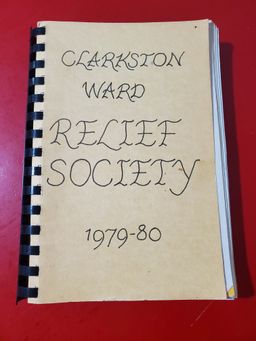 A Vintage Typed Cookbook - 1979 Clarkston Ward Relief Society ~ FREE SHIPPING