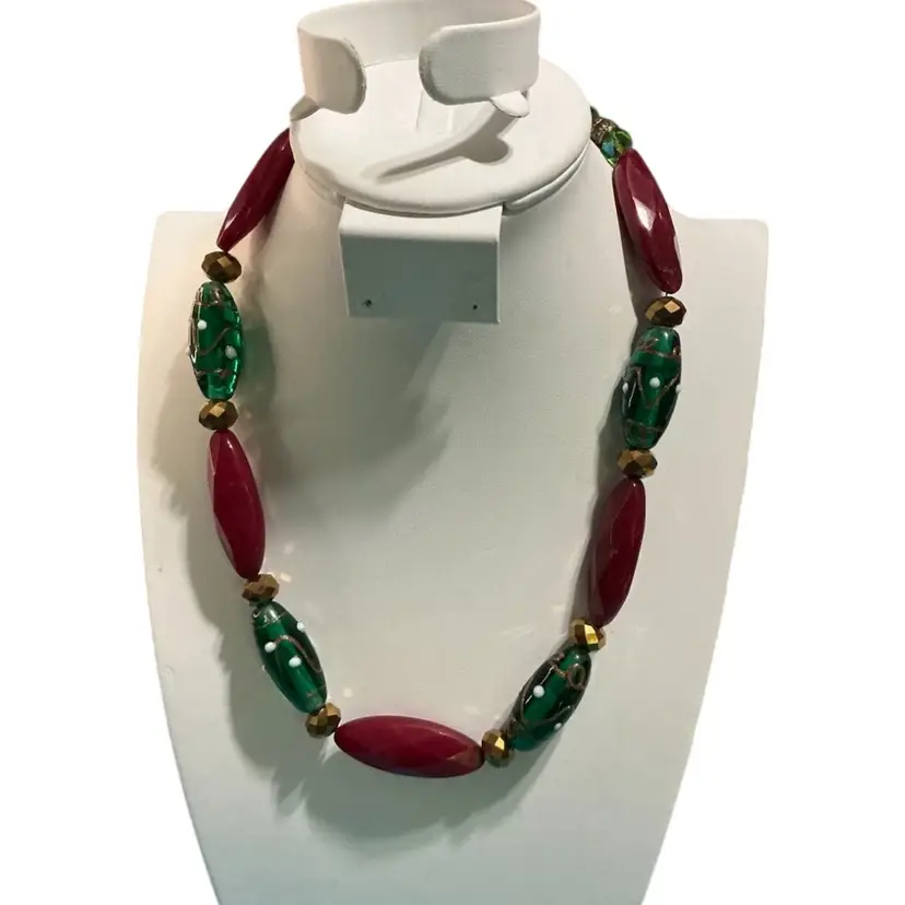 Art Glass Wedding Cake Beaded Red & Green Necklace 18β KK52