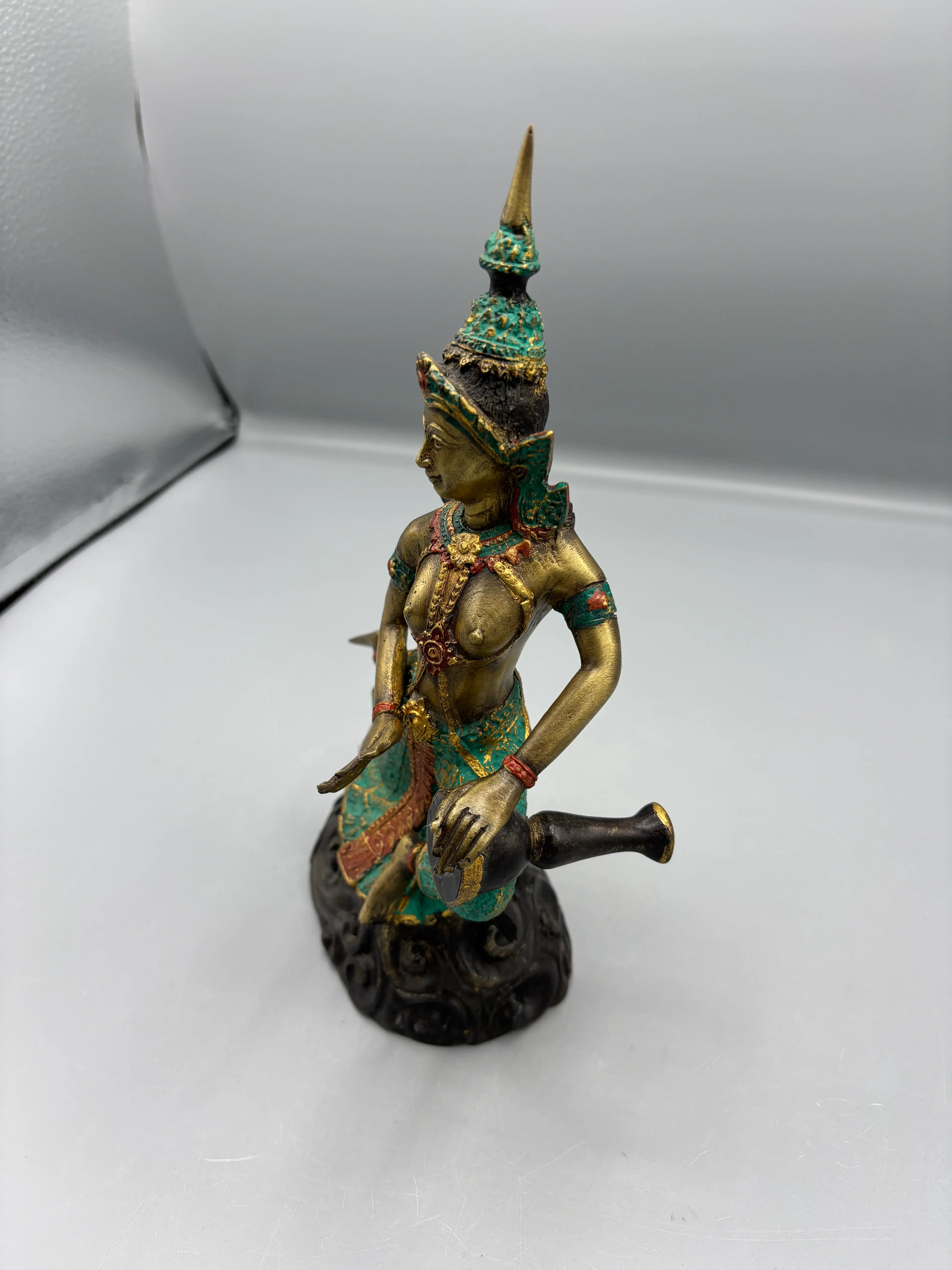 Image 2 of 5