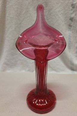 Vintage Canada Art Glass Cranberry Jack-in-the-Pulpit Vase Rare