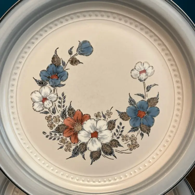 VTG Set Of 2 Johann Haviland Crowning Fashion ~ Blue Bouquet Japan Dinner Plate