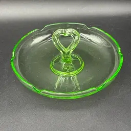 Greensburg/LE Smith Antique Glass Tidbit Tray With Heart Shaped Handle. c1910-1920s UV