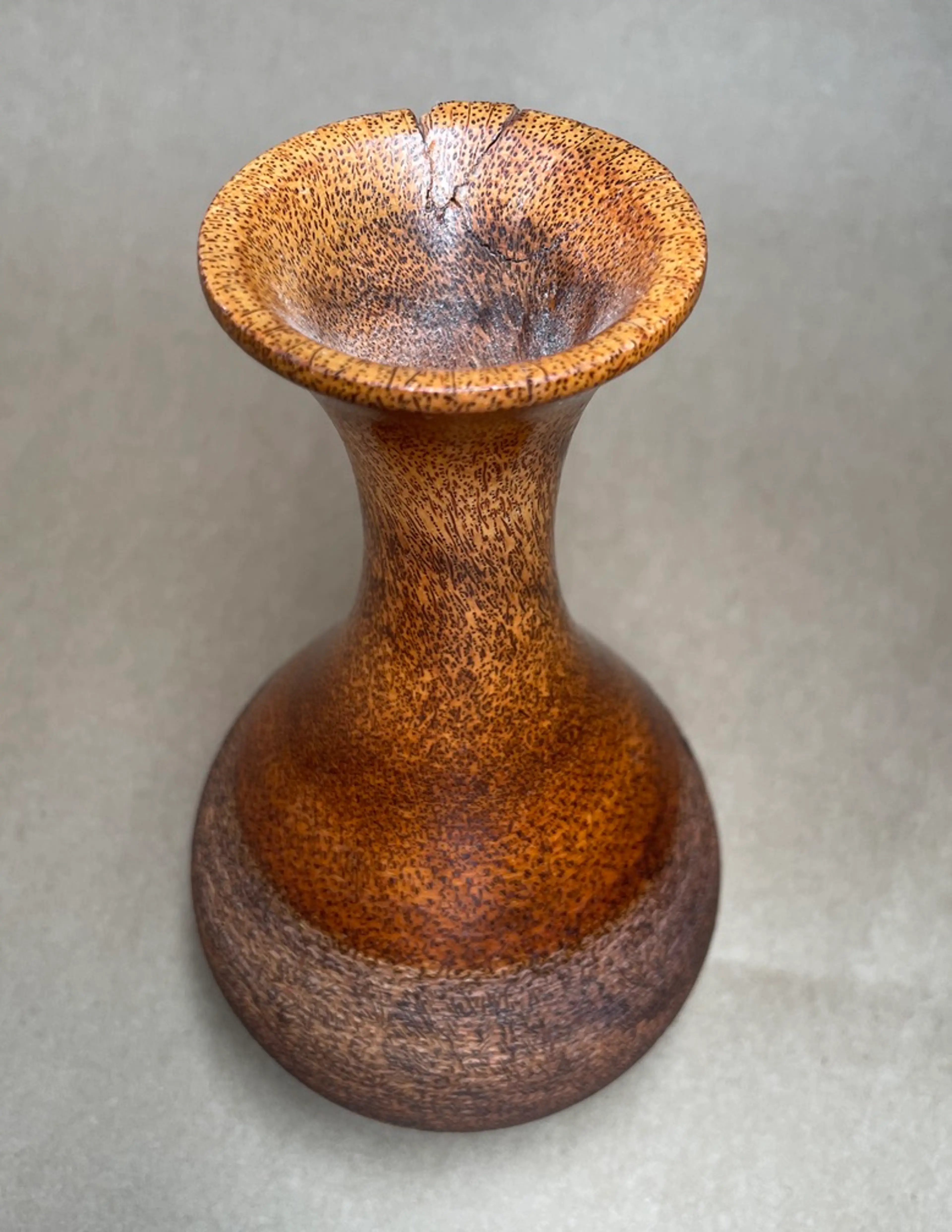 Image 4 of 24