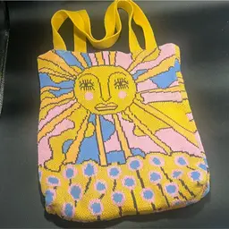 URBAN OUTFITTERS KNIT BAG HAPPY CHEERY 🌞