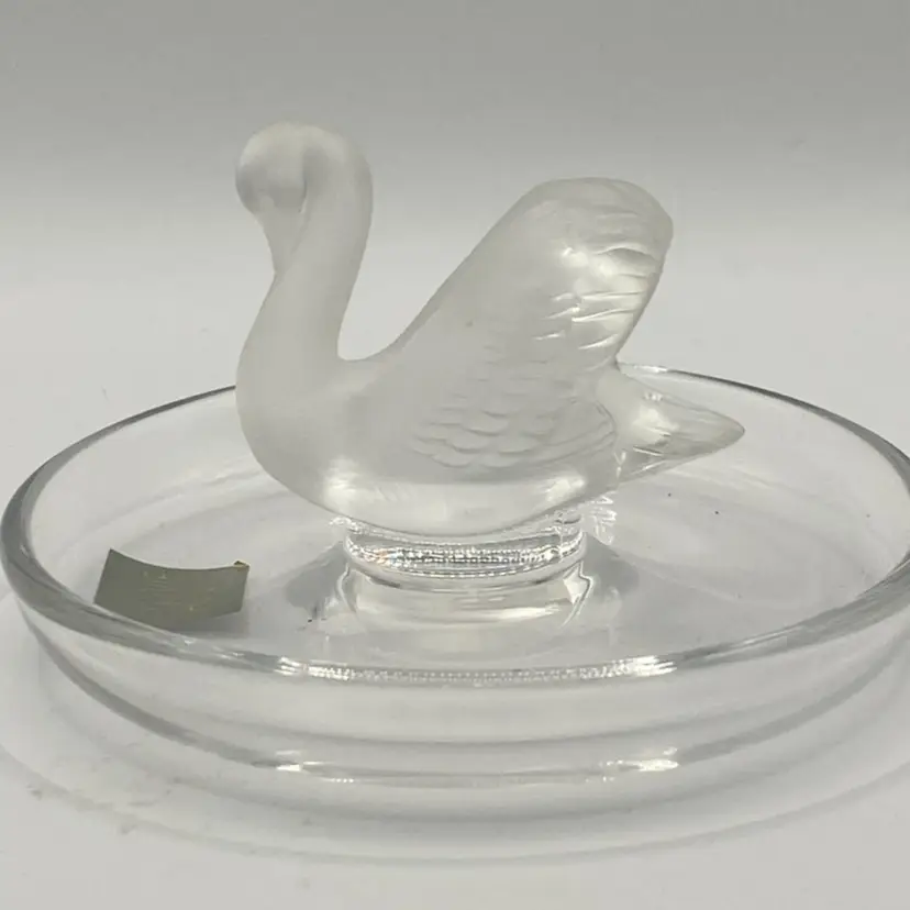 Vintage Lalique Crystal Swan Pin Dish/Trinket Dish, 4β Wide X 2 1/2β Tall, Signed With Original Sticker