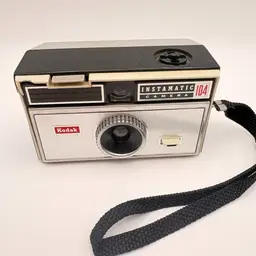 Vintage 1960s Kodak Instamatic 104 Camera - USA Untested