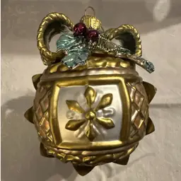 Fitz & Floyd Vintage Snowy Woods Collection Blown Glass Ornament With Box