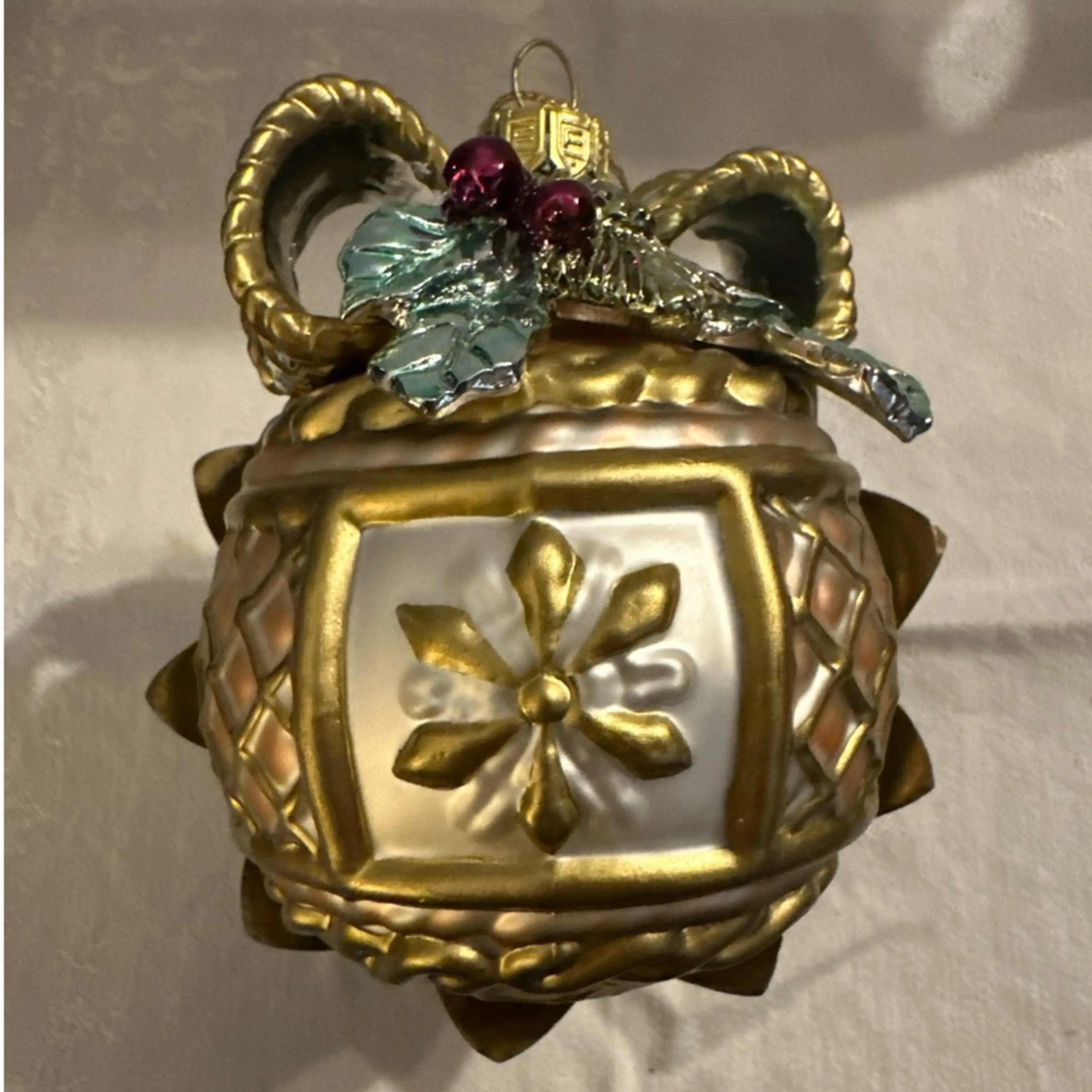 Image 1 of 6