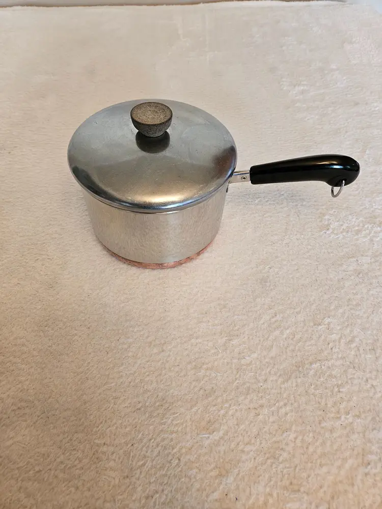 Revere Ware 1801 Copper Clad 3 QT Sauce Pan And Lid