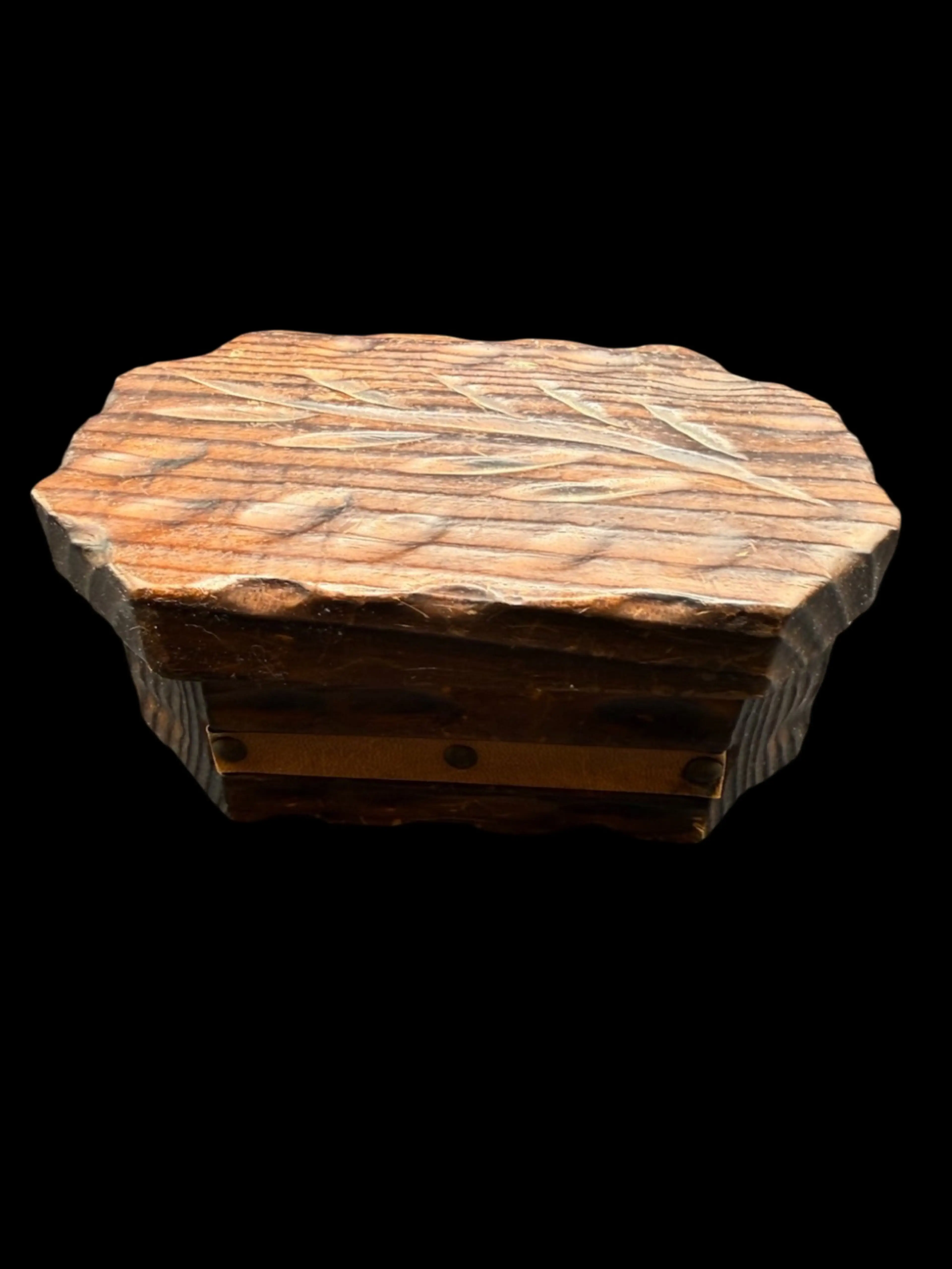 Image 3 of 7