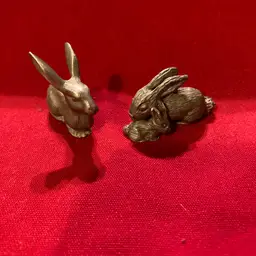 02. VTG Pewter Bunnies