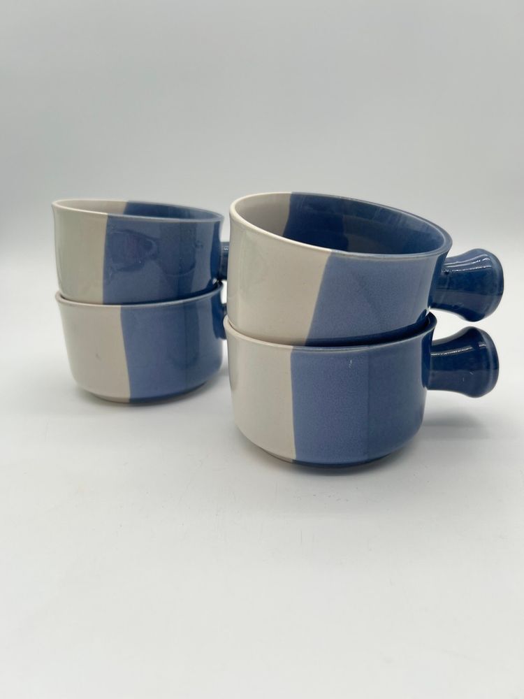 #10 Set Of 4 Two Tone Soup Bowls With Handles