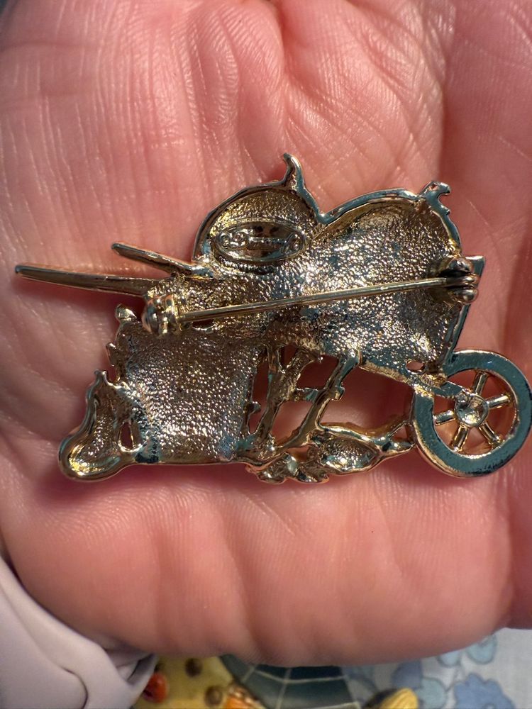 Danecraft Pumpkin Fall Wheel Barrow Gold Tone Brooch 1.75”