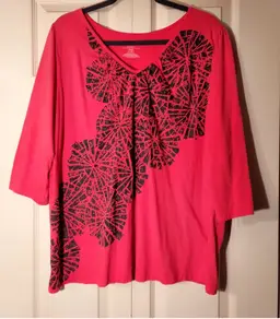 Lane Bryant size 22/24W coral print front tee top