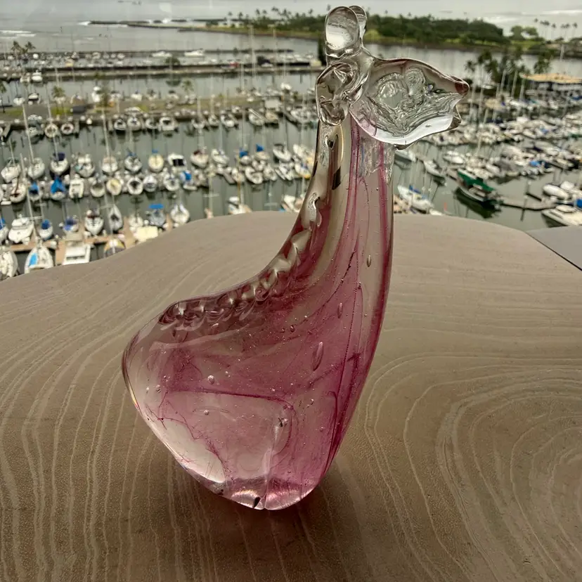 Dynasty Gallery Pink Glass Giraffe 6”