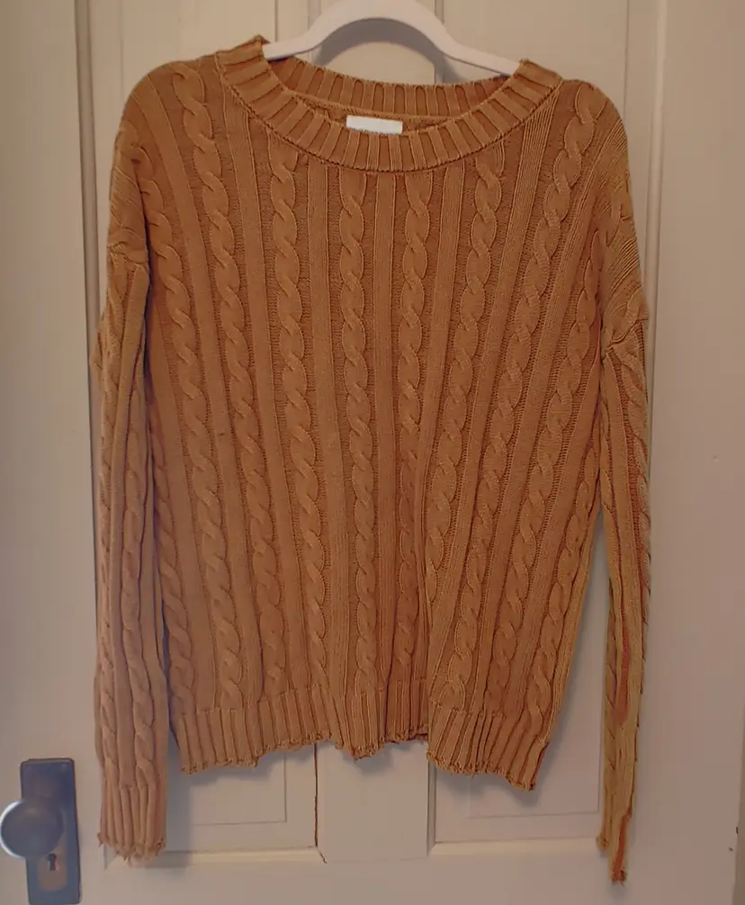Top- Brand: Heyson. Size Small. Brown tan sweater. 1 small spot in front. 100% cotton.