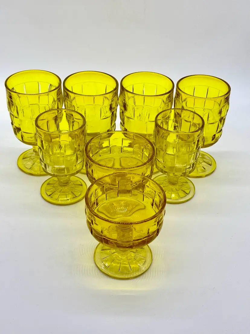 Glasses Set Of Vintage Viking Golden Yellow Glow Set of 8; 4 large; 2 med; 2  ca. 1975-76 Country Craft Ashley Yellow Basket Weave (4) 13 OZ Goblets #741; (2) water glasses; (2) sherbet
