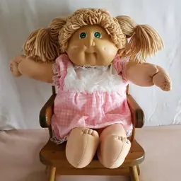 1985 Cabbage Patch Kids Wheat Hair/Green Eyes Girl