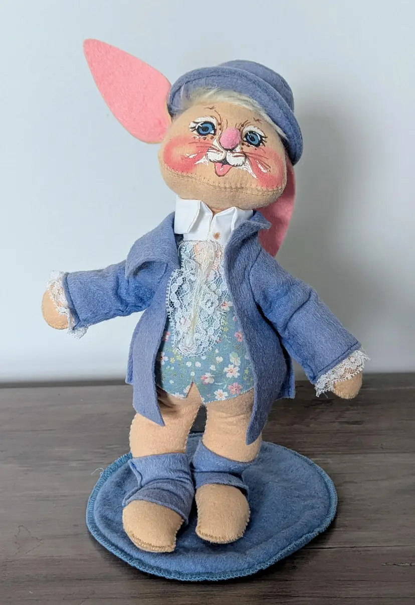 Vintage 1987 Annalee 12" Boy Easter Bunny Rabbit Easter Parade Made In USA Plush