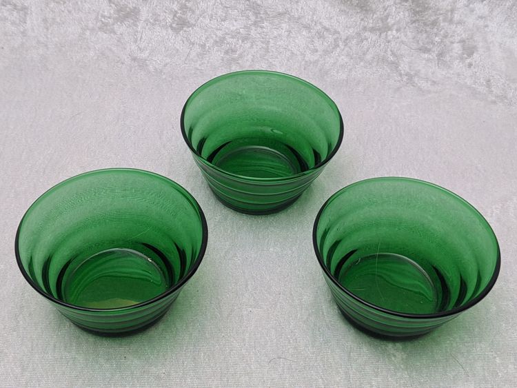 3 Anchor Hocking Emerald Green Dessert Custard Cup Berry Bowl Whirley Twirly Rings Pattern Kitchen Grandmas Forest Ice Cream