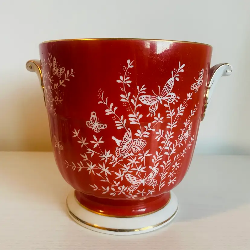 Les Papillons (The Butterflies) By Shafford 6 Inch Urn Planter Ice Bucket