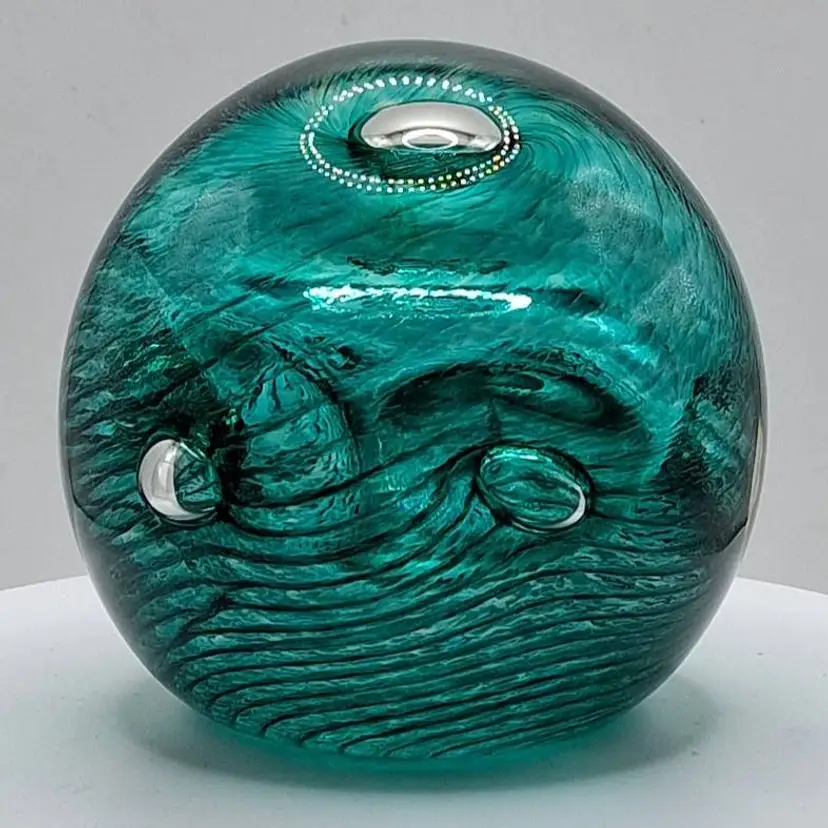 Vintage, Gorgeous & RARE, Limited Edition, Caithness Scotland, Emerald Vision Paperweight