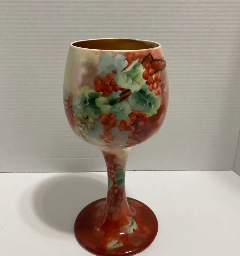 Willets Belleek 11 ¼ Toasting Goblet WineMaroon & Green Grapes Creamy Background