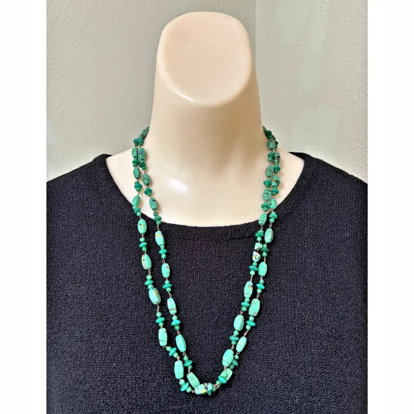 Venetian Art Glass Bead Necklace Wire Strung Green Black Long 1940s Vintage