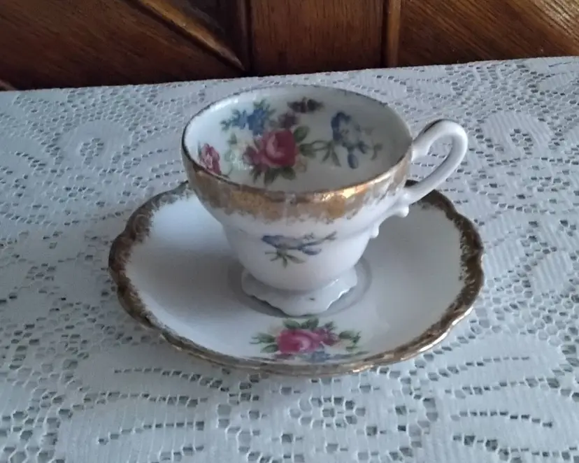 Vintage Hinode Ceramic Rose Bud Teacup and Saucer Set