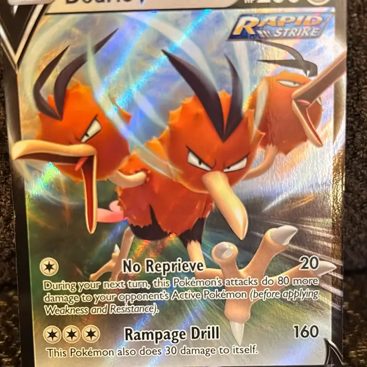 Pokemon Dodrio V Fusion Strike 201/264 Holo Rare LP
