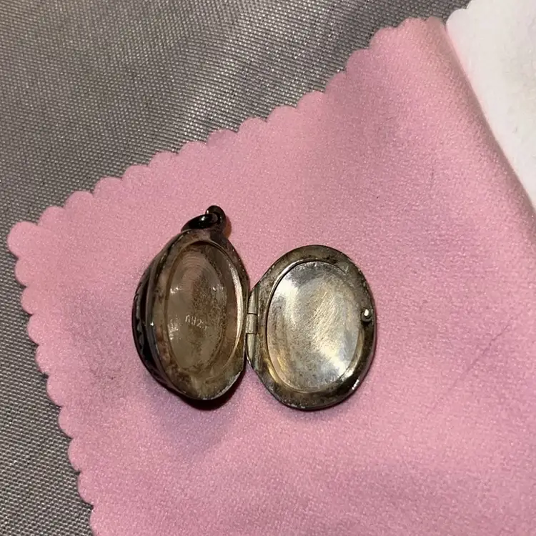 Sterling Black Scarab Locket Pendant 1” 8.8 Grams