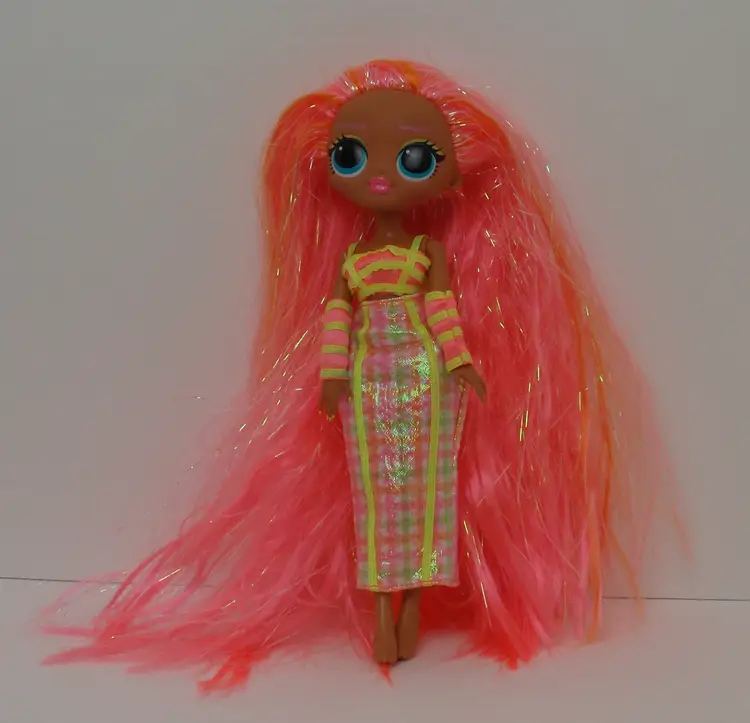 LOL Surprise OMG Lights Dazzle Big Sister Doll Partial Outfit Good Condition