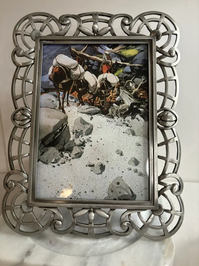 Metal Silver Tone Picture Frame For 5 X 7 Photo - Picture Included