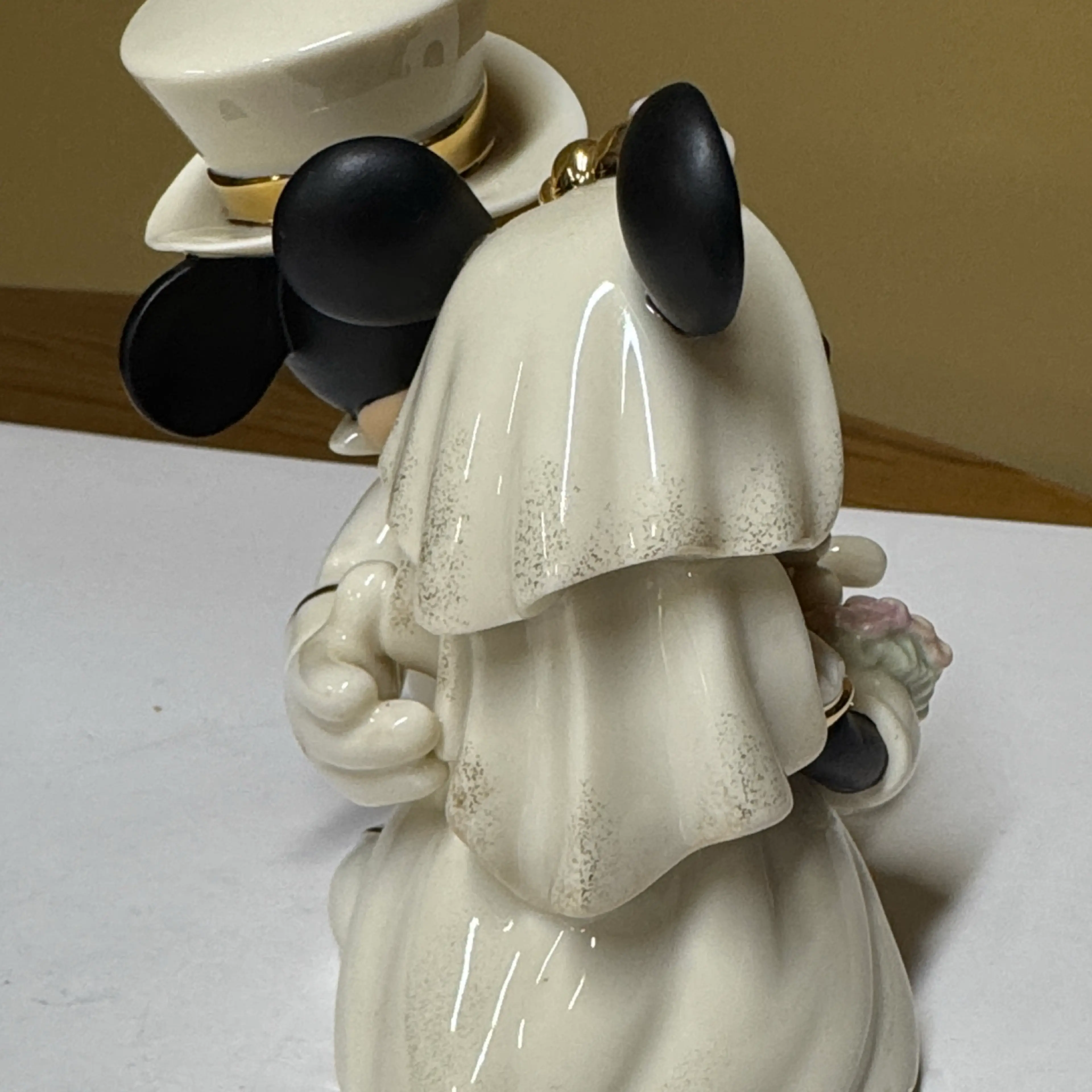 Image 4 of 7