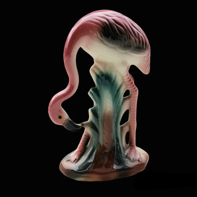 Pink Flamingo Figurine Bending Down Feeding MCM Décor Unbranded 7½" Tall