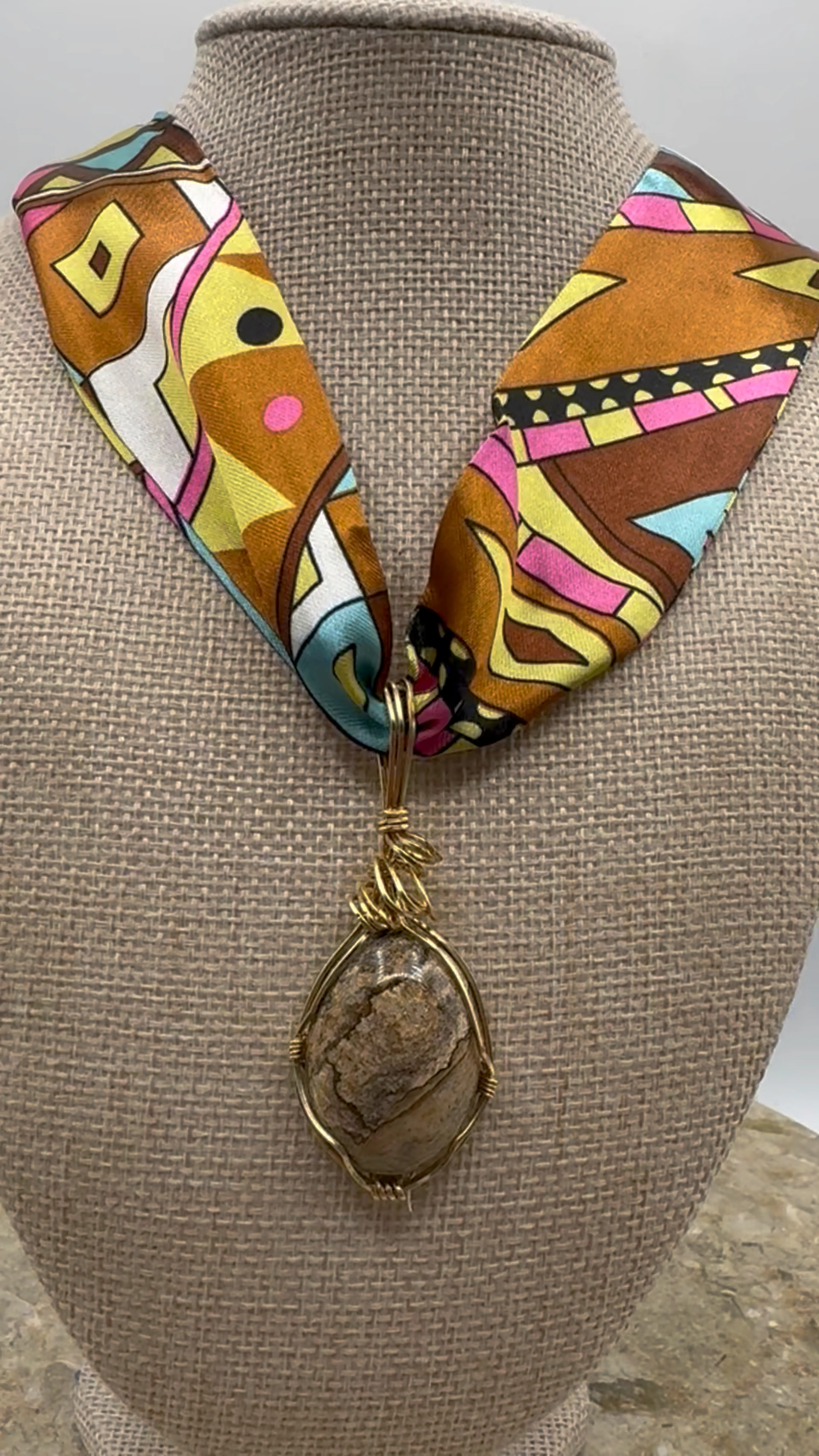 Image 3 of 3