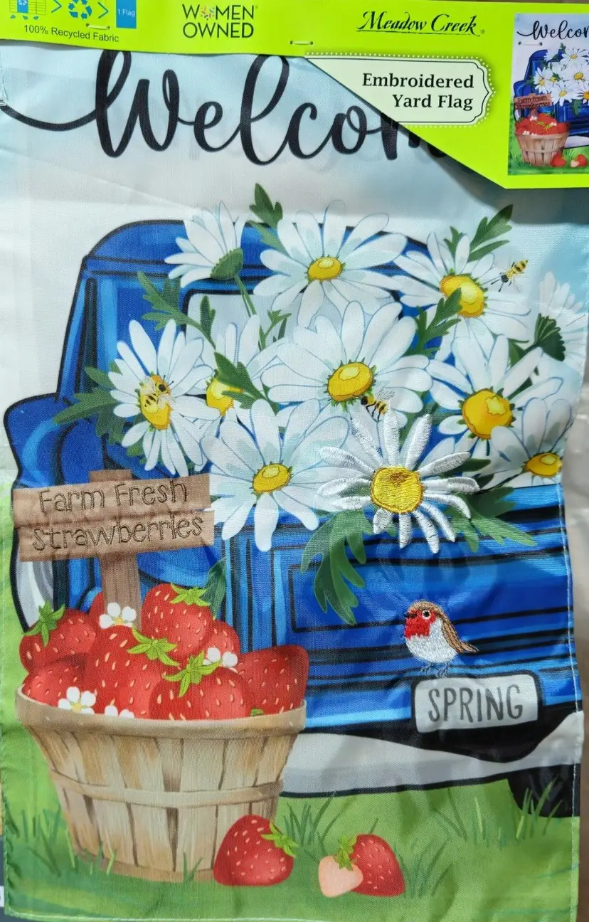 NWT Strawberries & Daisies Garden Flag w/ Hand Stitched Embellishments 18"